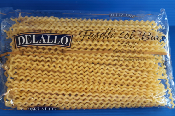 I used 'Fusilli con Buco' pasta, from Delallo's Italian Market.  Giving it a hearty yet fancy look.